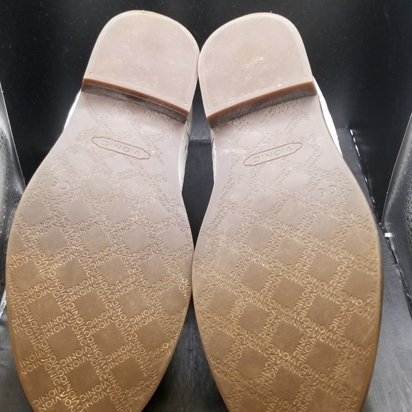 Vionic 356 Hadley white wingtips size 8 - Picture 6 of 8